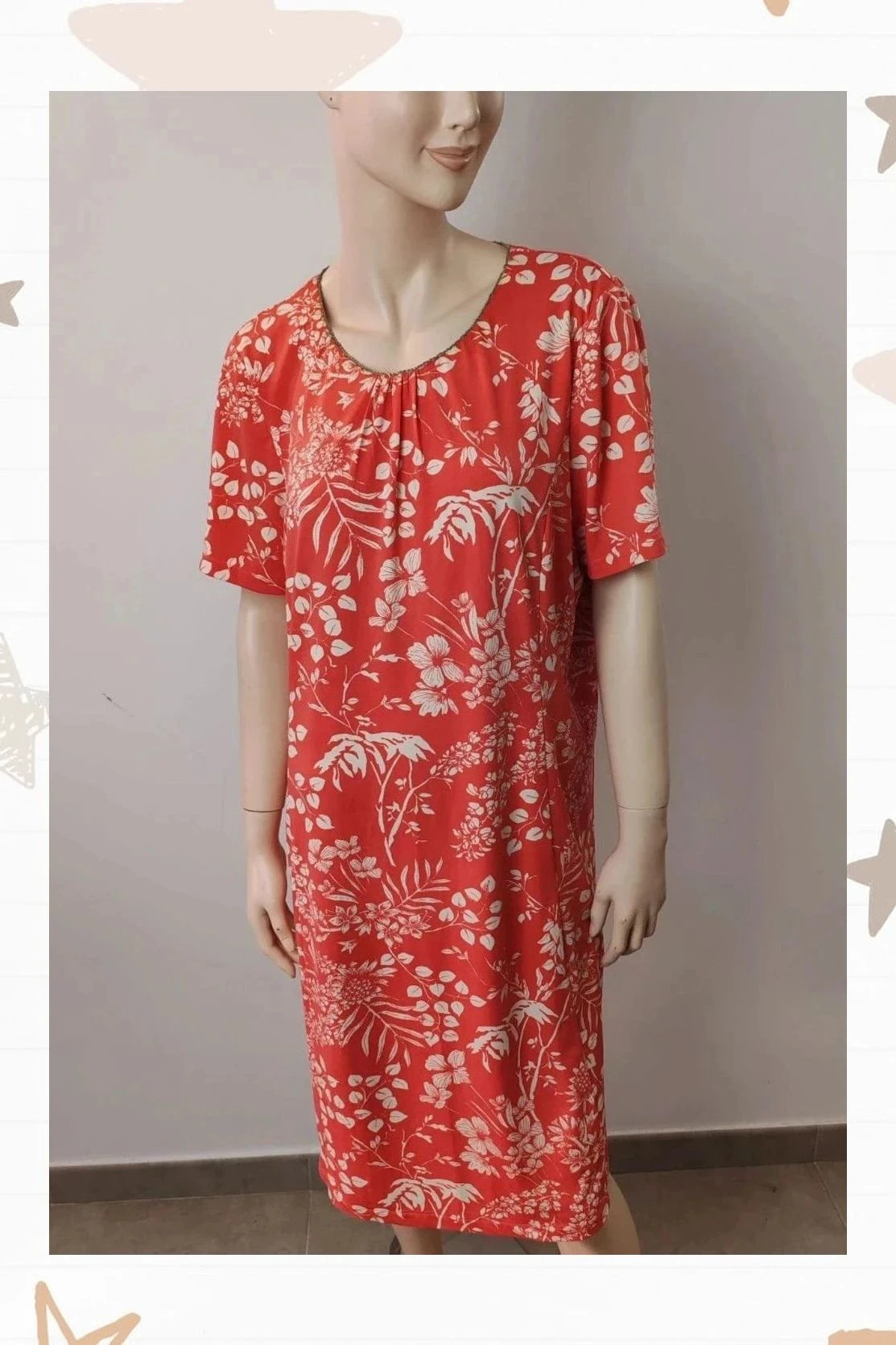 Vestido de flores Cortefiel Talla L amplia